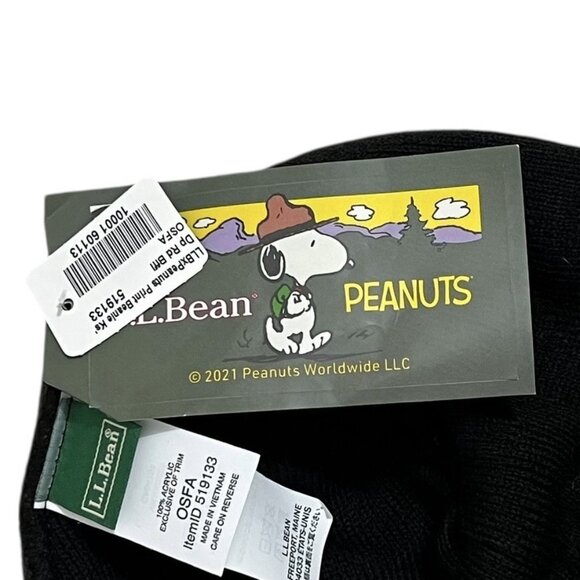 Peanuts Snoopy Beanie Hat Let It Snow LL Bean Red Buffalo Plaid New With Tags - Picture 7 of 7